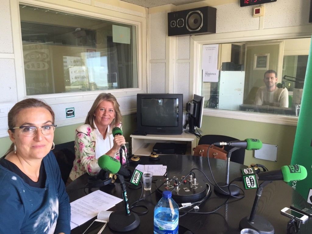 La alcaldesa de Marbella, Ángeles Muñoz, durante su entrevista de este lunes en Onda Cero con Concha Montes y Julio Rodríguez