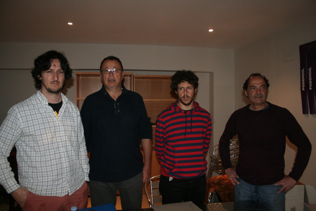 De izqda a drcha Antonio Castaño, Rafael García Conde, José Carlos Núñez y el secretario local de Podemos, Lolo González