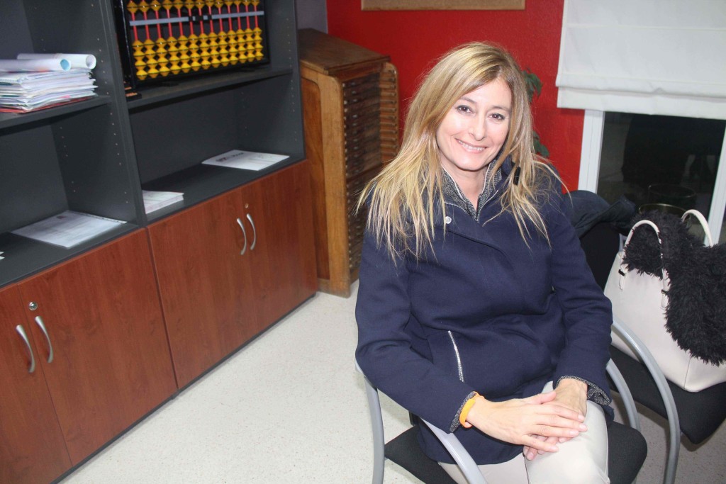 La candidata de Ciudadanos por Málaga, Irene Rivera, durante la entrevista mantenida con Marbella Confidencial. Foto/ Carlos Córcoles