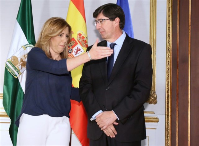 La presidenta de la Junta de Andalucía, Susana Díaz, y el líder regional de Ciudadanos, Juan Marín, en imagen de archivo durante una reunión en San Telmo. FOTO/ EP