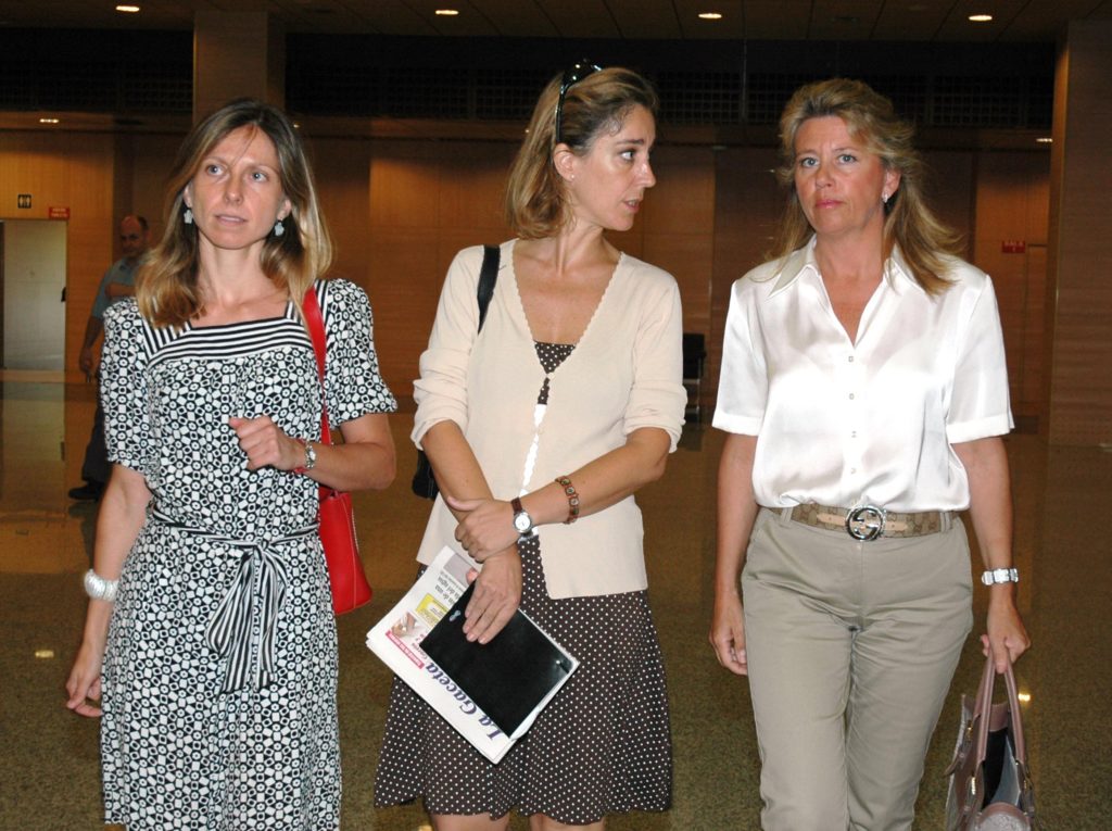 La abogada Isabel Guardabrazo (primera izqda) junto a la entonces edil de Urbanismo, Alba Echeverría, actualmente imputada en el 'caso PGOU' y la exalcaldesa Ángeles Muñoz, en 2008, durante el proceso de elaboración del Plan de 2010. FOTO/ JAVIER MARTÍN