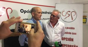 Los concejales de OSP en el momento de anunciar la moción de censura, en agosto de 2017. FOTO/ MARBELLA CONFIDENCIAL