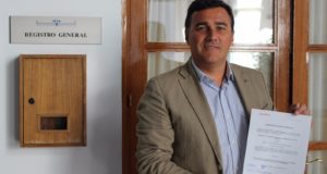 El parlamentario andaluz de Ciudadanos por Málaga Carlos Hernández White en el Parlamento Andaluz. FOTO/ Cs