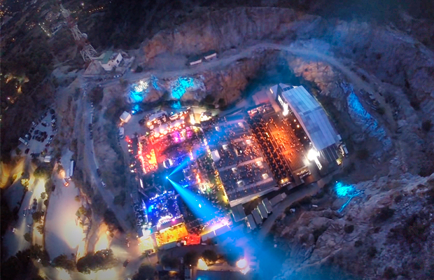 Imagen área del festival Starlite de Marbella que se celebra en la cantera de Nagüeles. Foto/ blog somostuacceso.wordpress.com
