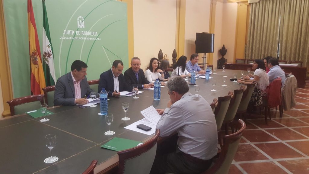 Imagen de la reunión de la CTOTU celebrada este jueves en la delegación del Gobierno de la Junta en Málaga. FOTO/ Junta de Andalucía