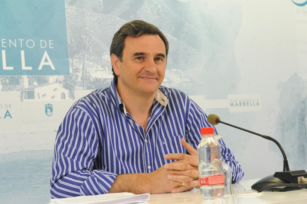 El primer teniente de alcalde y portavoz del gobierno municipal, Félix Romero, este lunes en la rueda de prensa posterior a la junta de gobierno local. FOTO/ Ayto Marbella