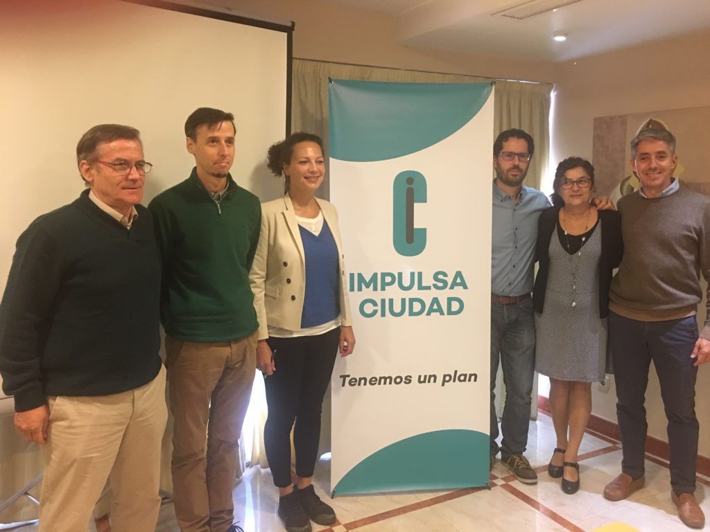 Integrantes de Impulsa Ciudad posan durante la presentación de esta agrupación de electores de Marbella en noviembre de 2018. FOTO/ CABANILLAS