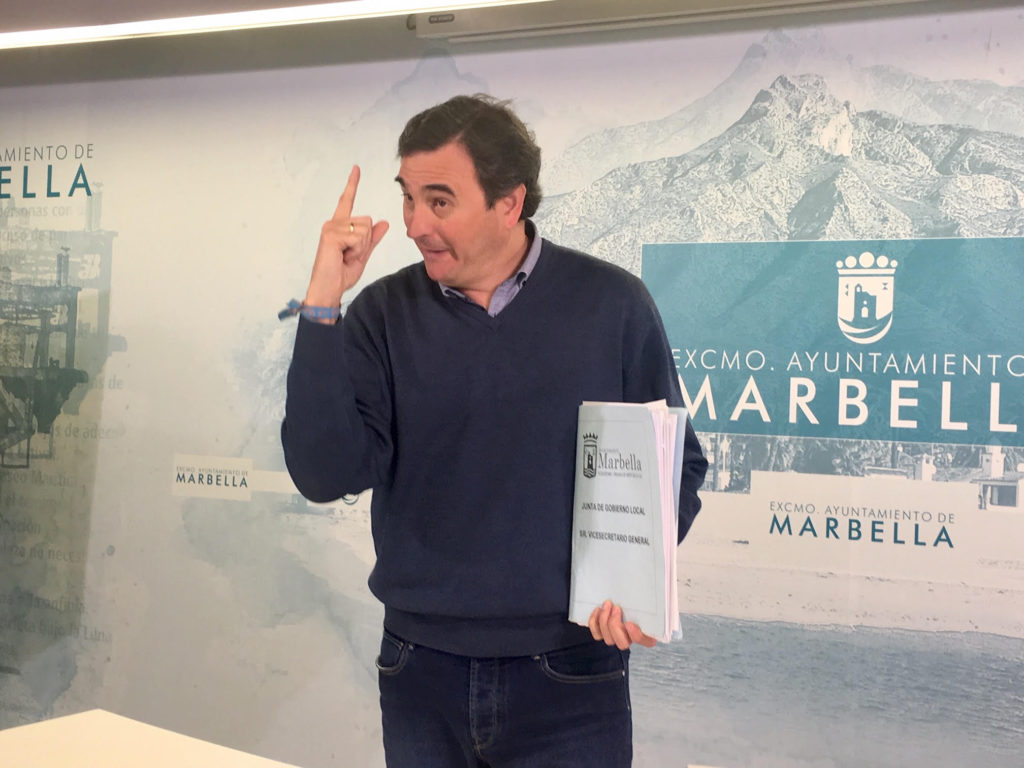 El portavoz del PP en el Ayuntamiento de Marbella, Félix Romero, en imagen de archivo. FOTO/ CABANILLAS