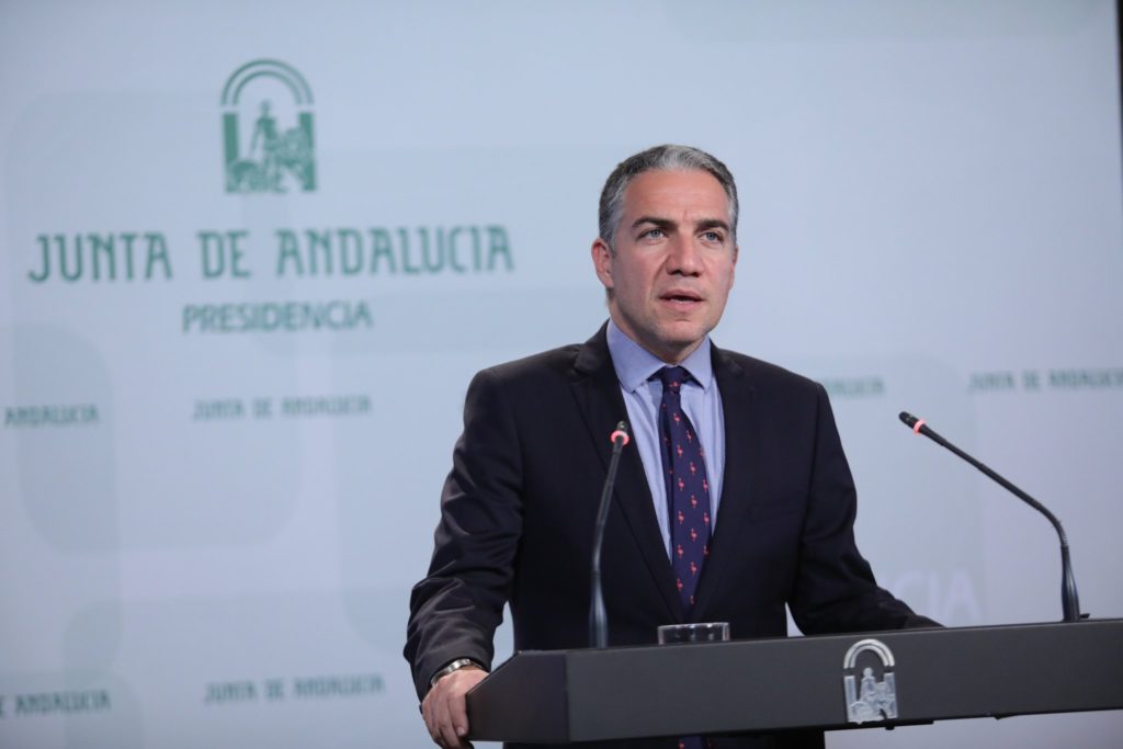 El consejero de Presidencia de la Junta y portavoz del Gobierno, Elías Bendodo, este martes durante la rueda de prensa que ha ofrecido. FOTO/ JUNTA