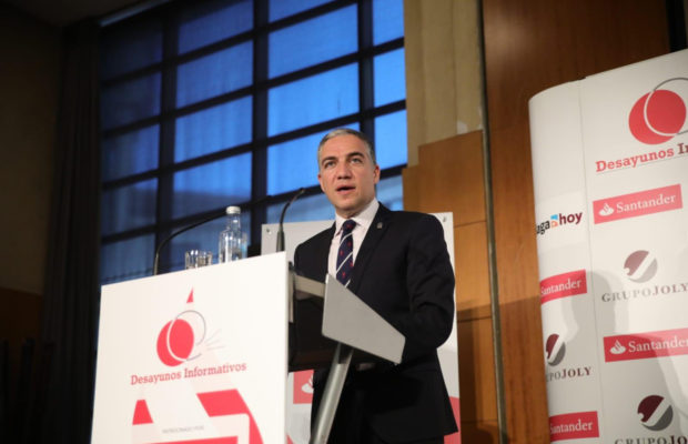 El consejero de Presidencia de la Junta, Elías Bendodo, este lunes durante su intervención en el foro del Grupo Joly celebrado en Málaga. FOTO/ JUNTA