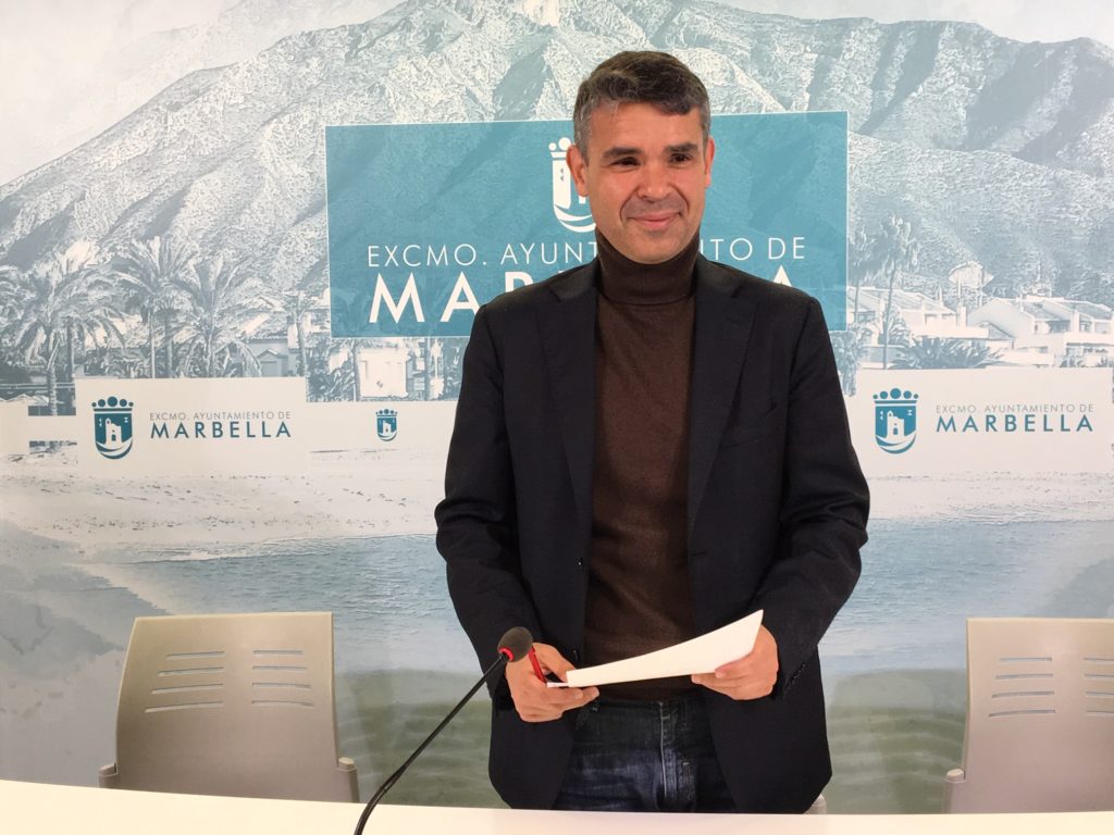 El candidato socialista a la Alcaldía, José Bernal, tras su intervención de este miércoles. FOTO// M.C