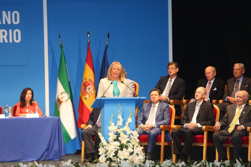 La alcaldesa de Marbella, Ángeles Muñoz, este sábado durante la entrega de galardones. FOTO/ marbella.es