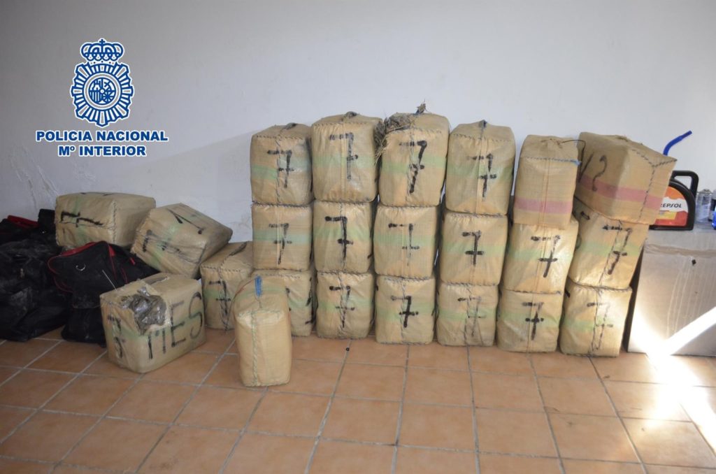 Imagen de la droga incautada a esta organización facilitada este miércoles por la Policía Nacional. FOTO/ CNP